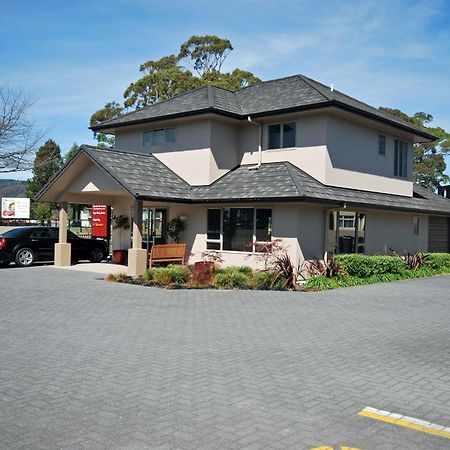 เอ็กซิคูทีฟ ออน เฟนทอน Motel โรโตรัว ภายนอก รูปภาพ